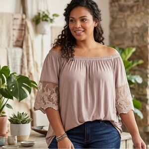 paper tee Dusty Rose Off-Shoulder Lace Sleeve Top